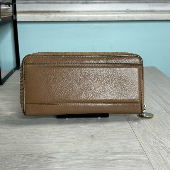 Burberry Long Wallet with Nova Check Interior Leather Zip Around Brown Women's - Picture 2 of 8